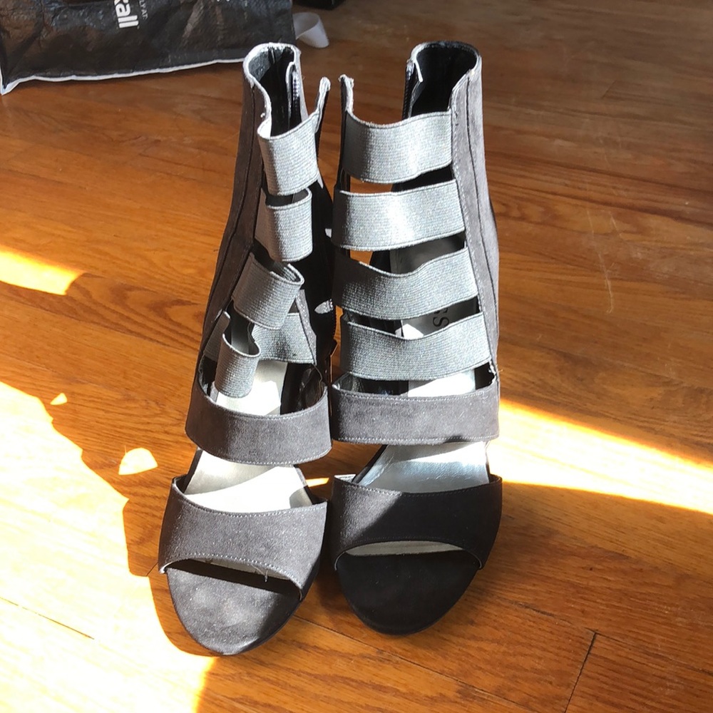 Selling Guess brand black heels. Has a thick heel